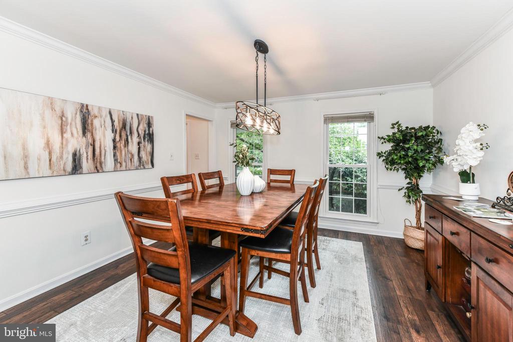 43557 Golden Meadow Cir