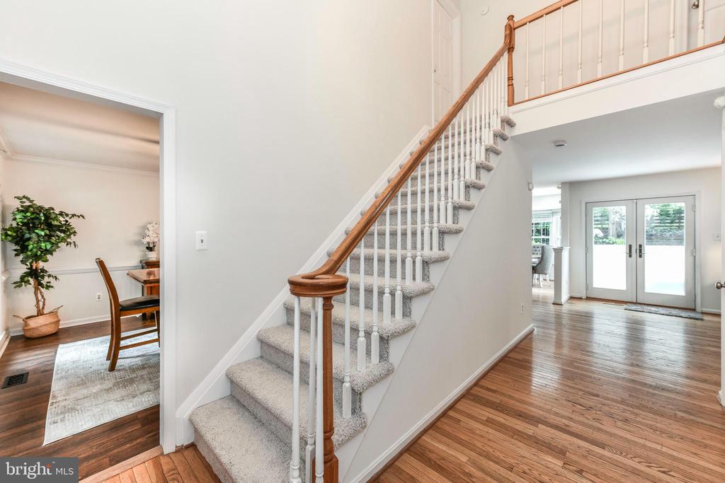 43557 Golden Meadow Cir