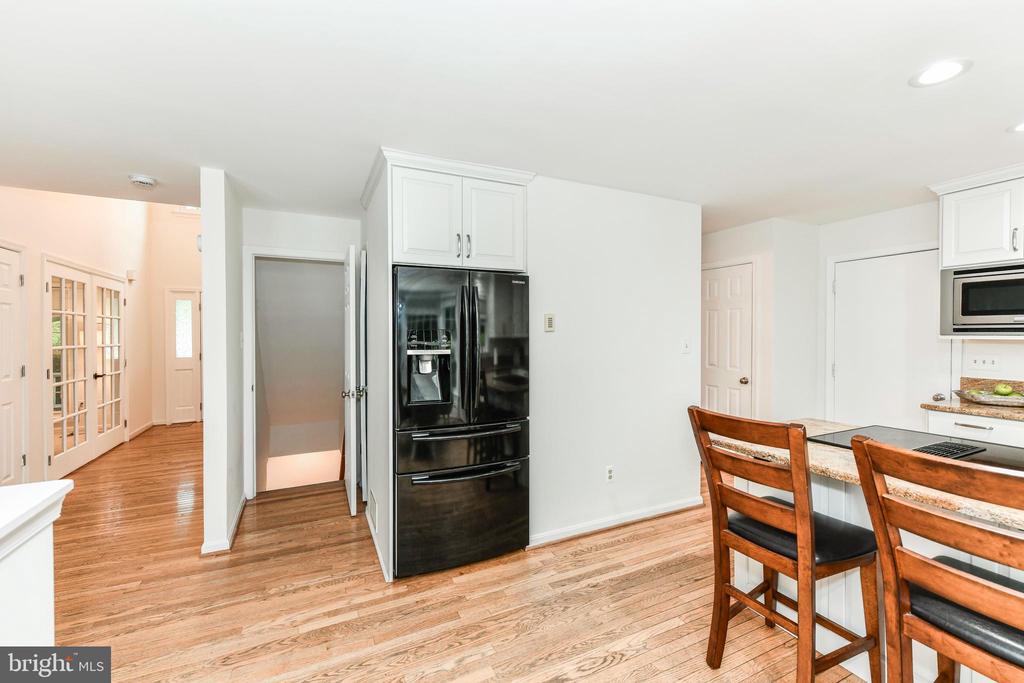 43557 Golden Meadow Cir