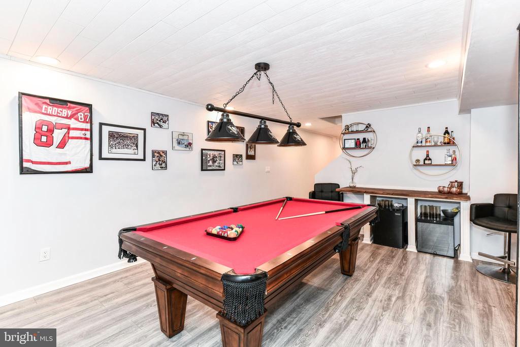 43557 Golden Meadow Cir