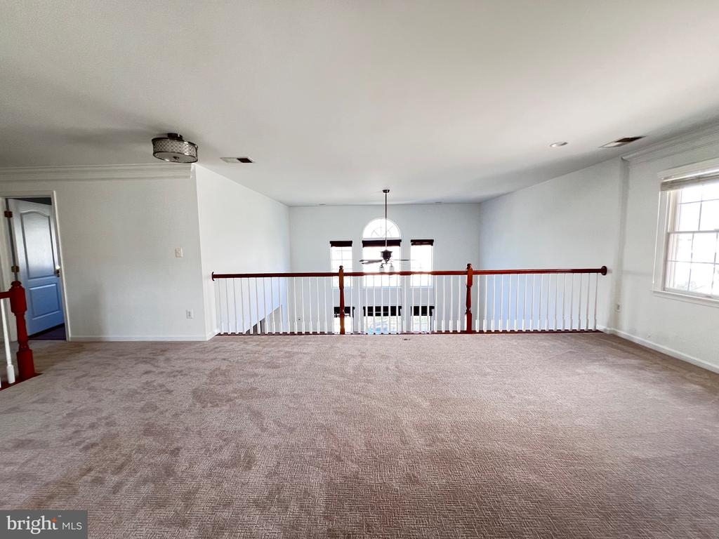 42464 UNICORN DR