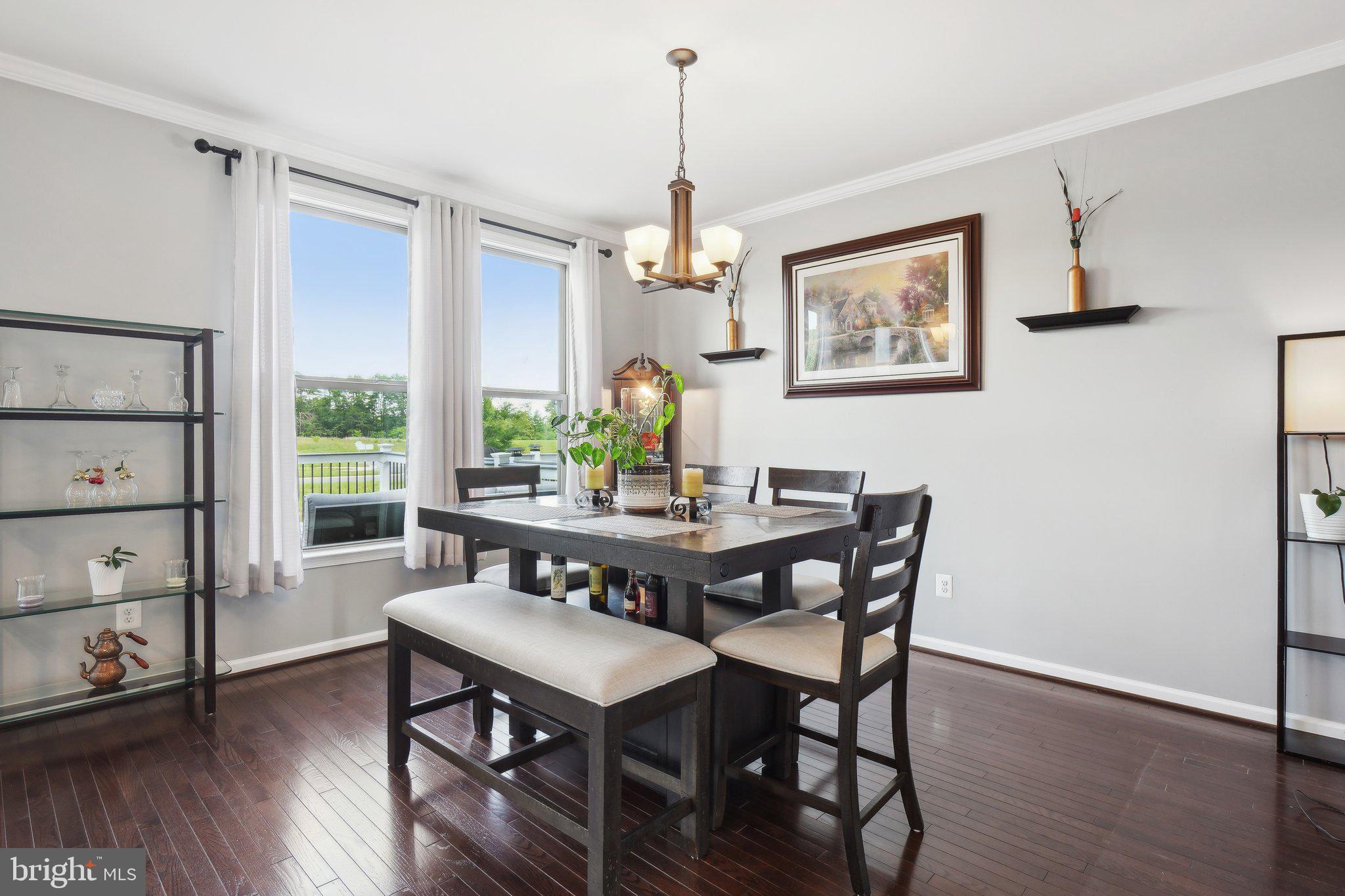 42444 Dogwood Glen Sq