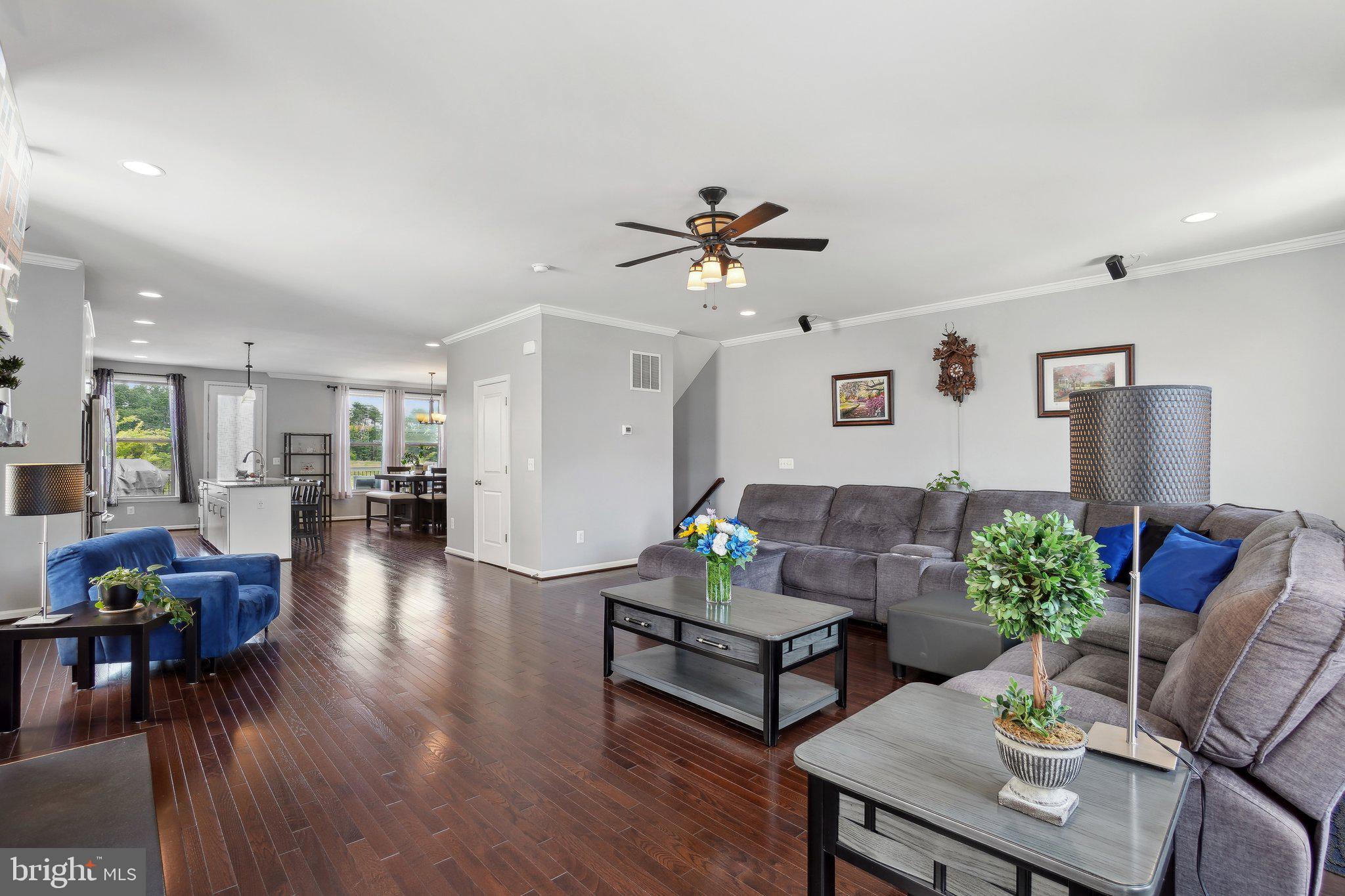 42444 Dogwood Glen Sq