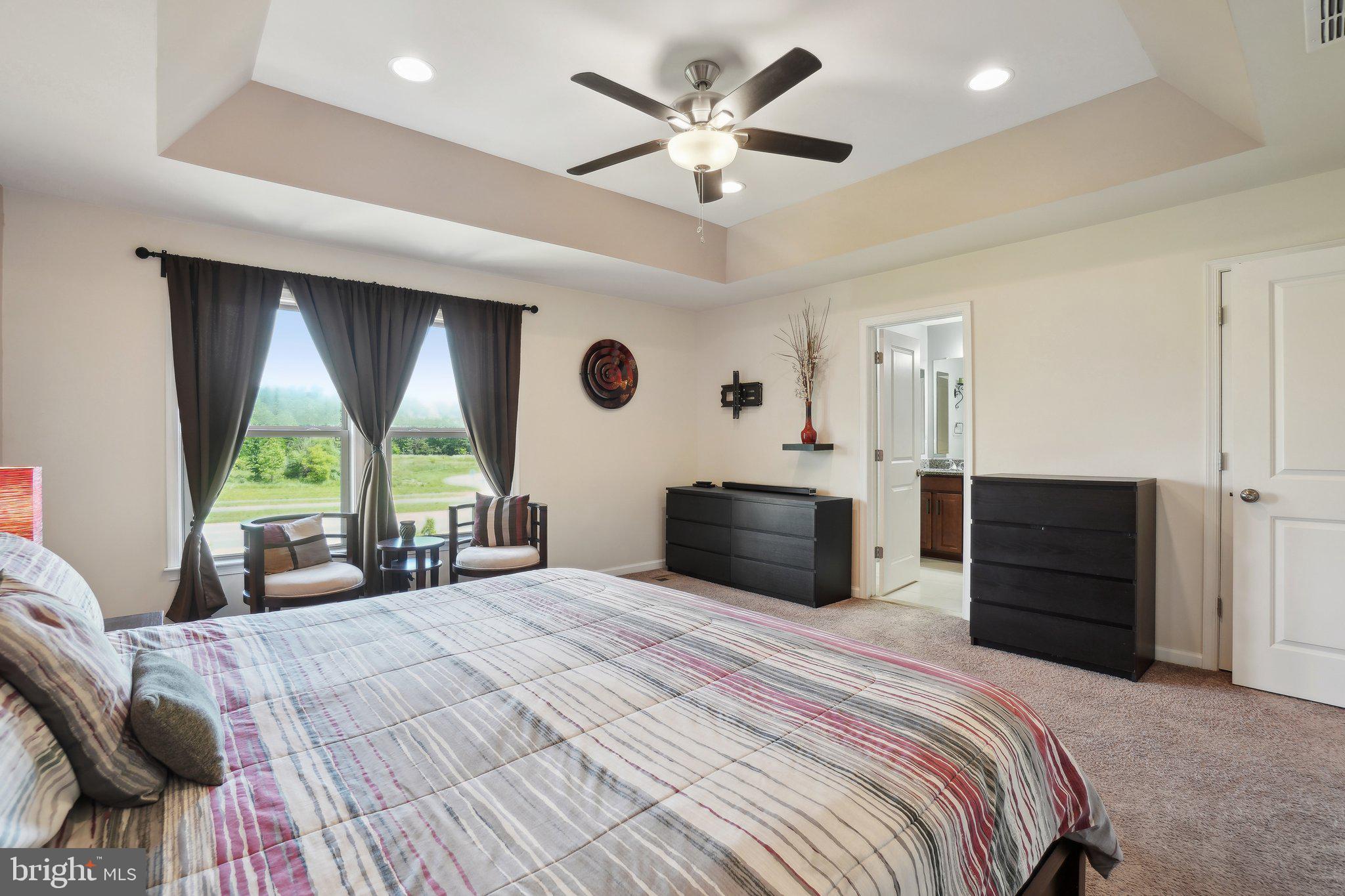 42444 Dogwood Glen Sq