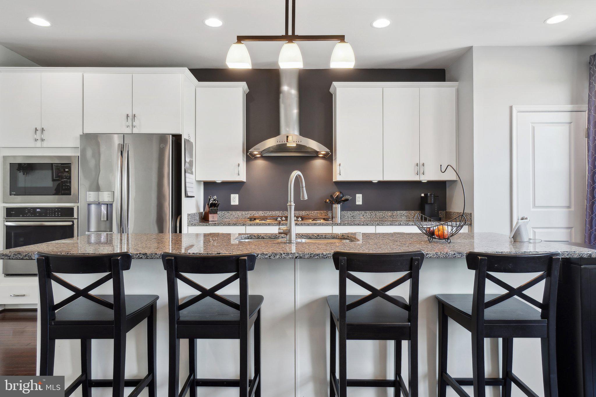 42444 Dogwood Glen Sq