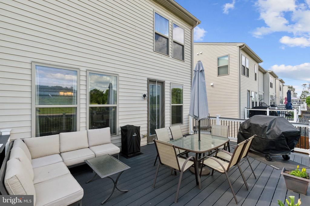 42444 Dogwood Glen Sq