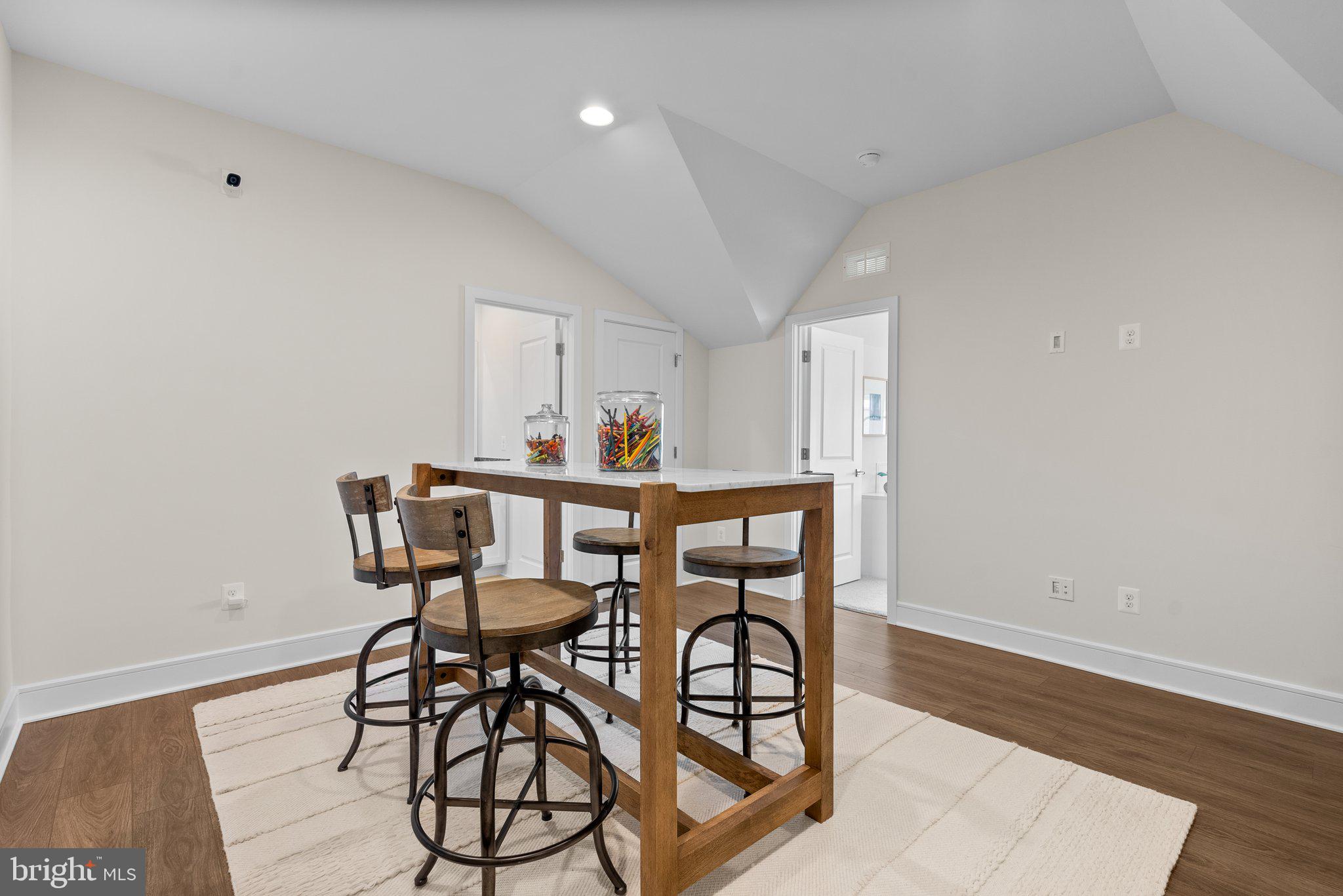 25493 Grassy Meadow Dr