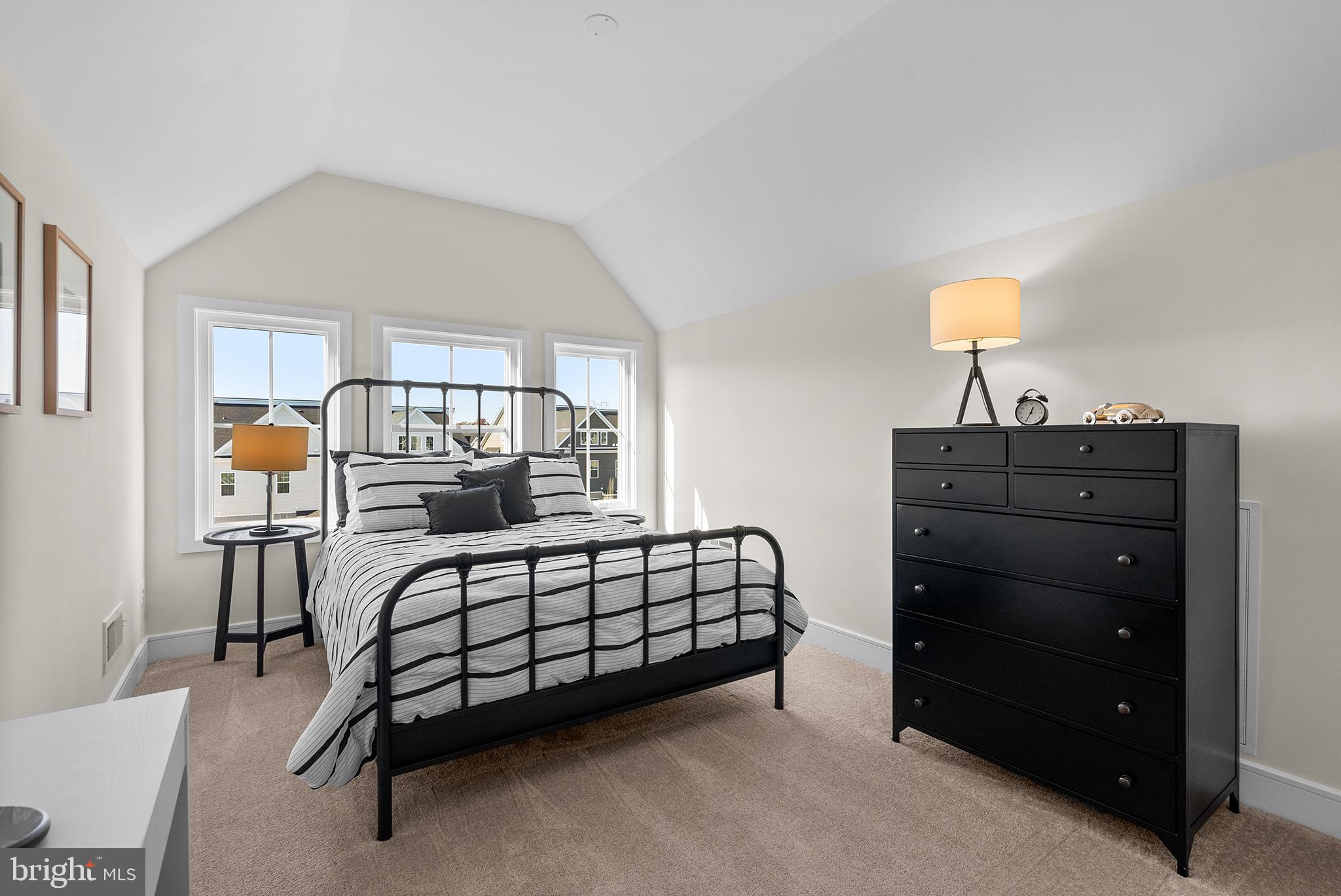 25493 Grassy Meadow Dr