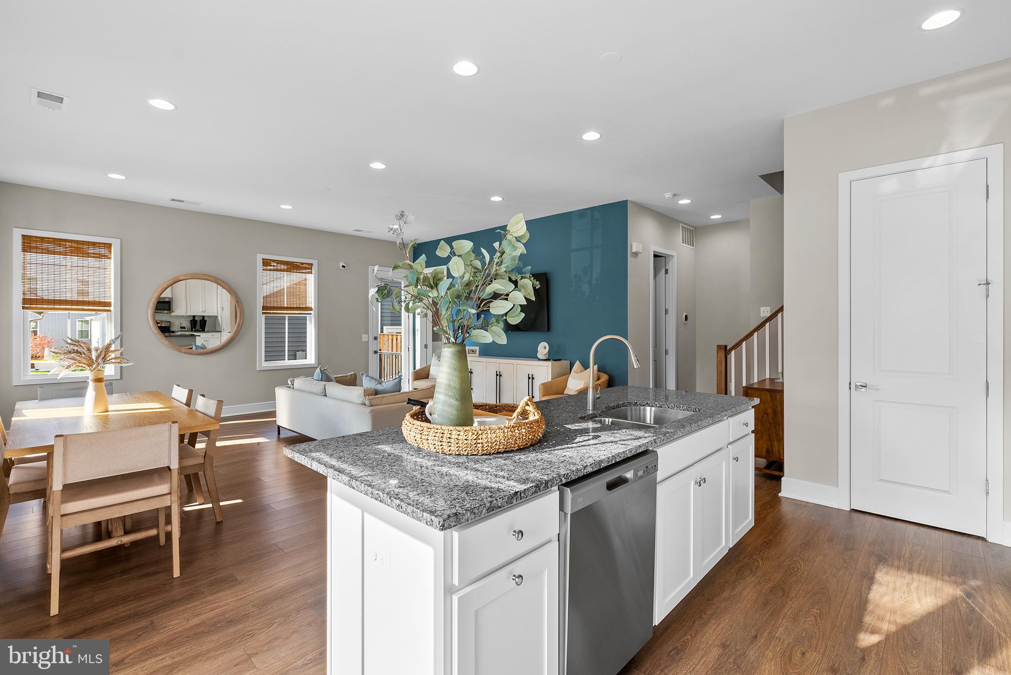 25493 Grassy Meadow Dr