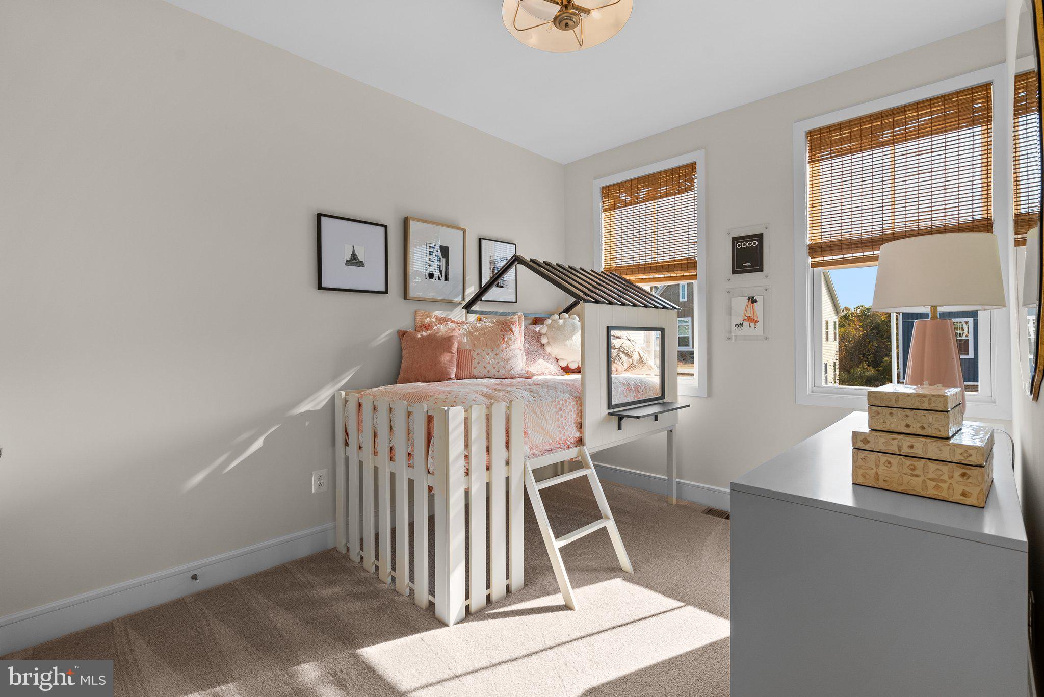 25493 Grassy Meadow Dr