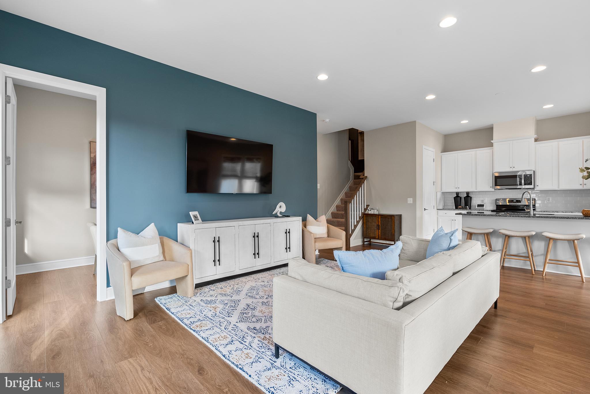 25493 Grassy Meadow Dr