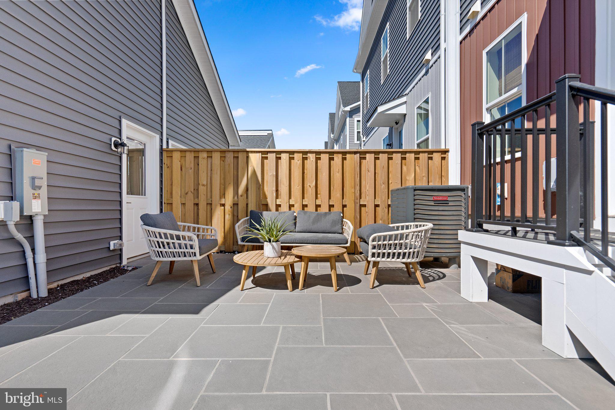 25493 Grassy Meadow Dr