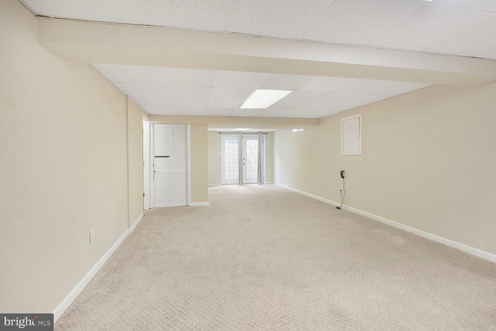 46525 HOLLYMEAD PL