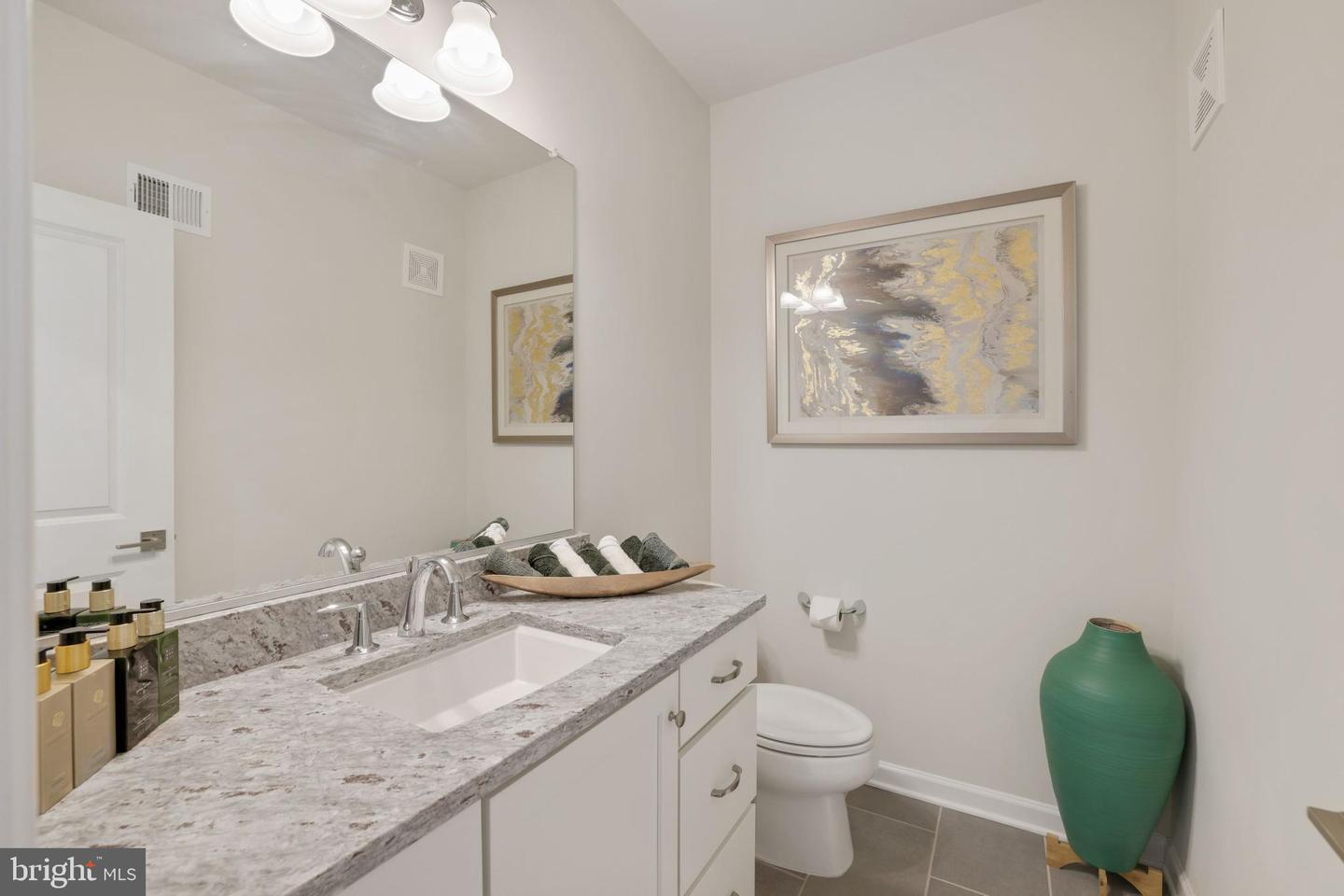 23275 MILLTOWN KNOLL SQ #115
