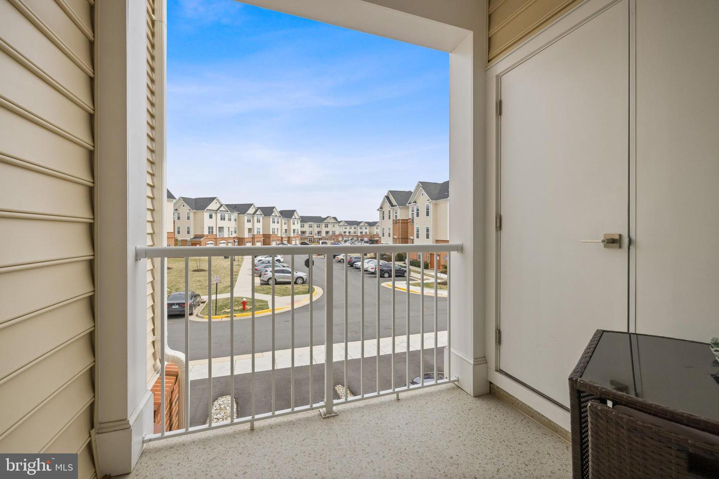 23275 MILLTOWN KNOLL SQ #115