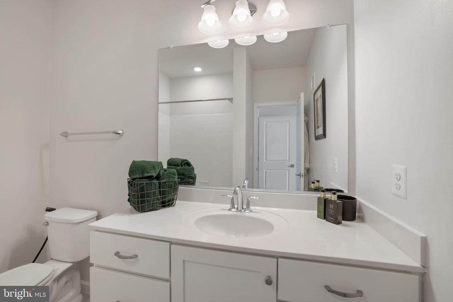 23275 MILLTOWN KNOLL SQ #115