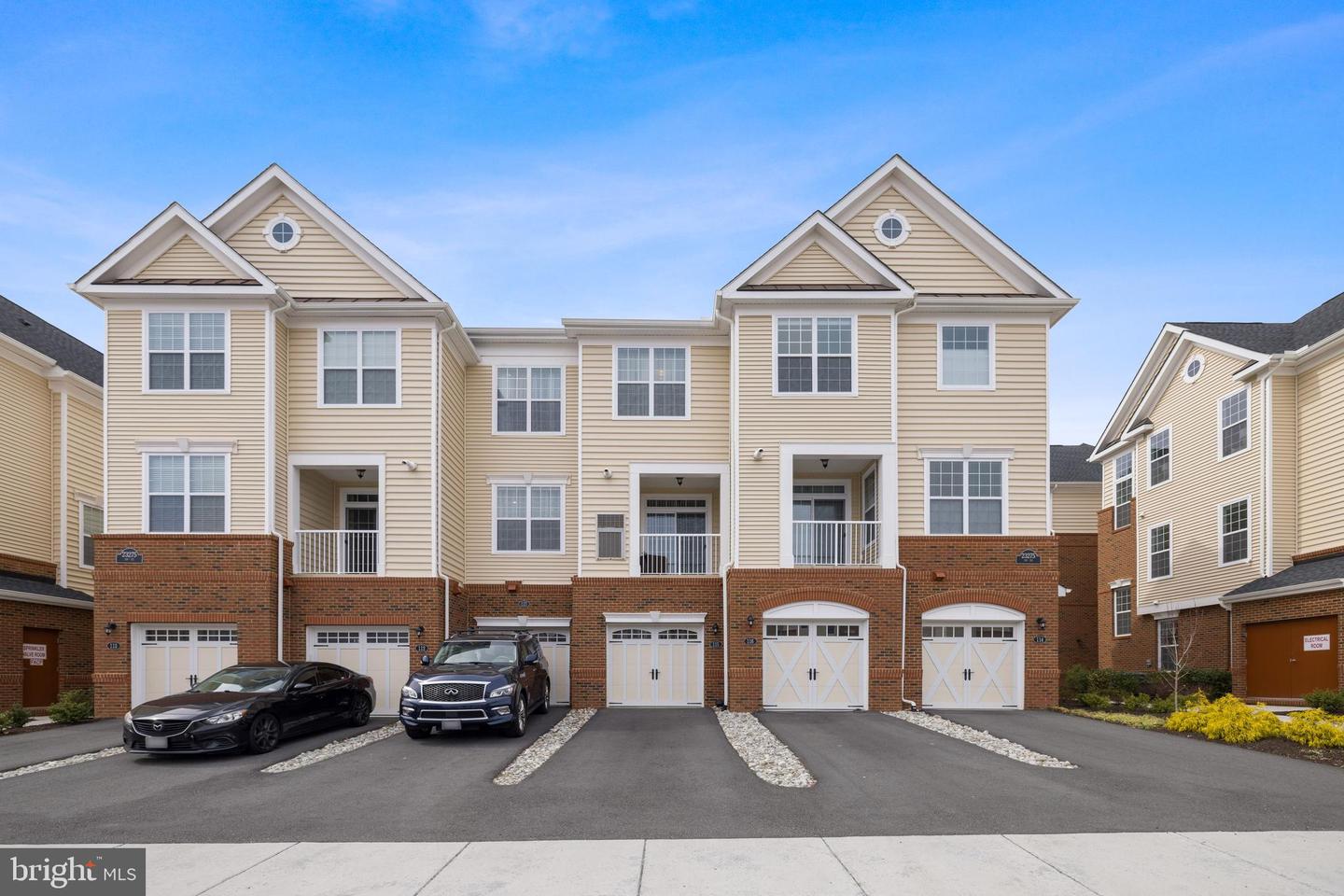 23275 MILLTOWN KNOLL SQ #115