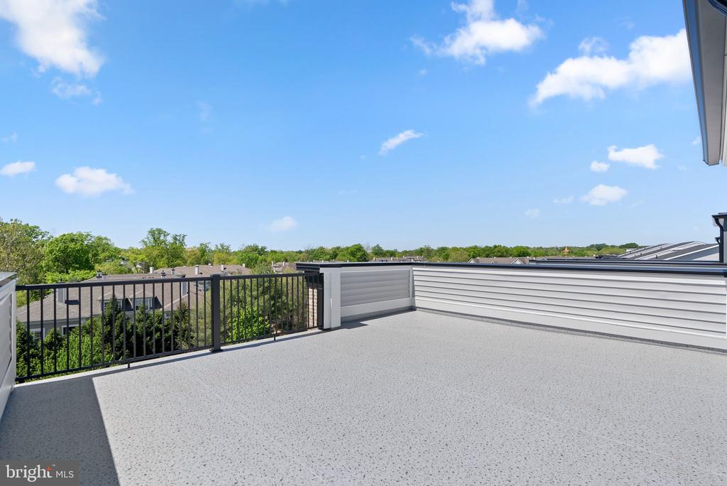 43288 Farringdon Sq
