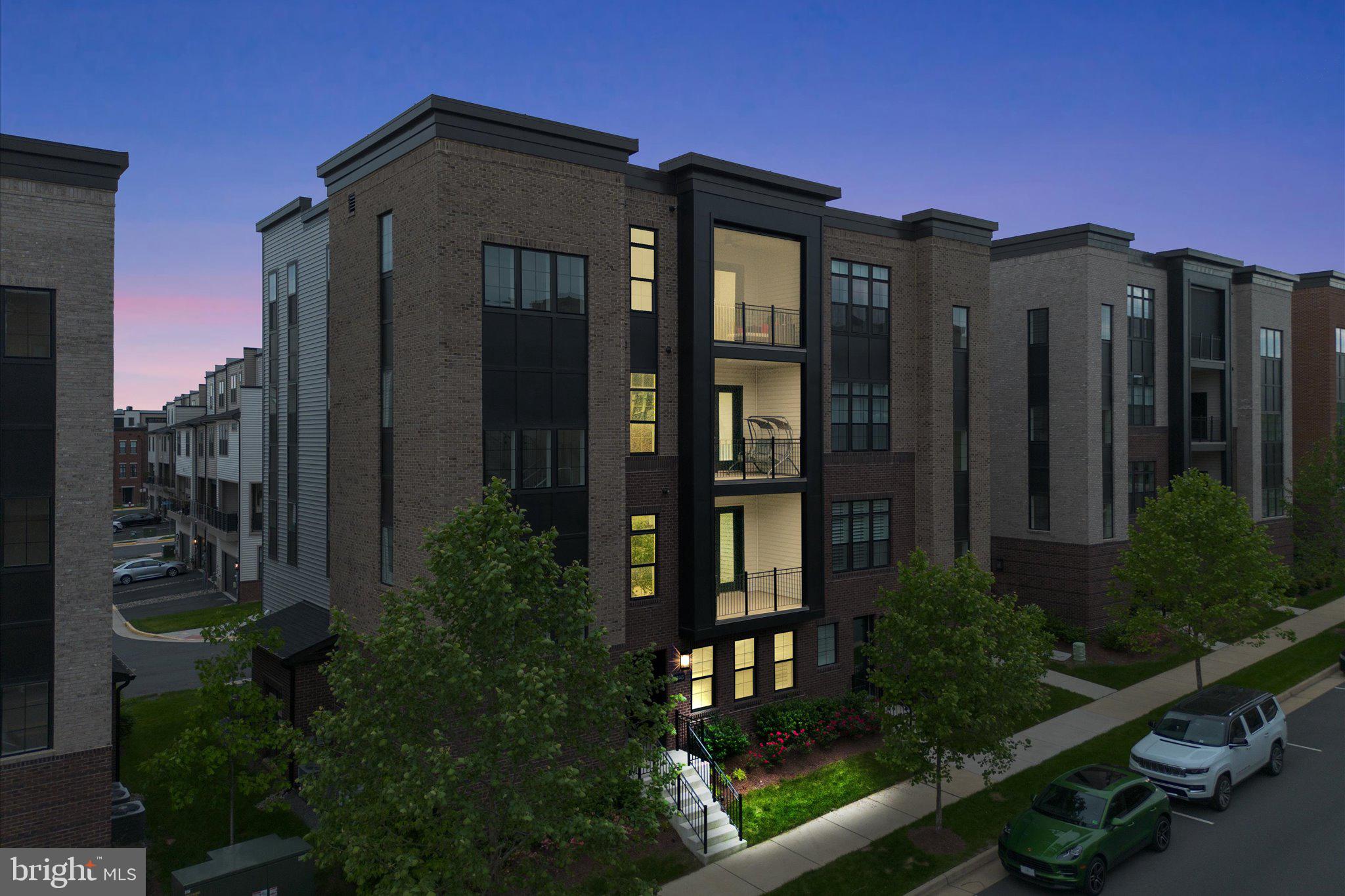 43443 Croson Ln #400