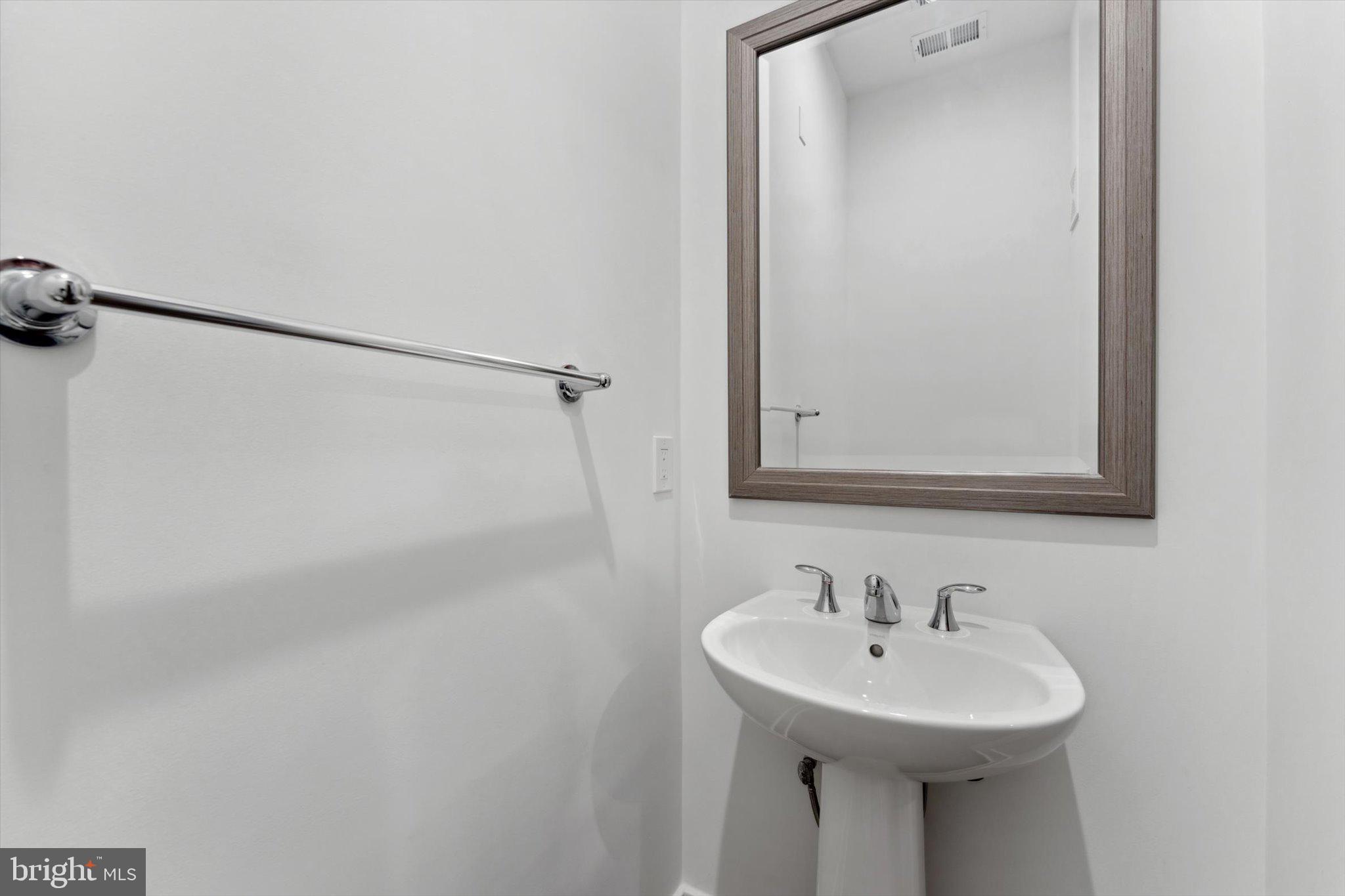 43443 Croson Ln #400