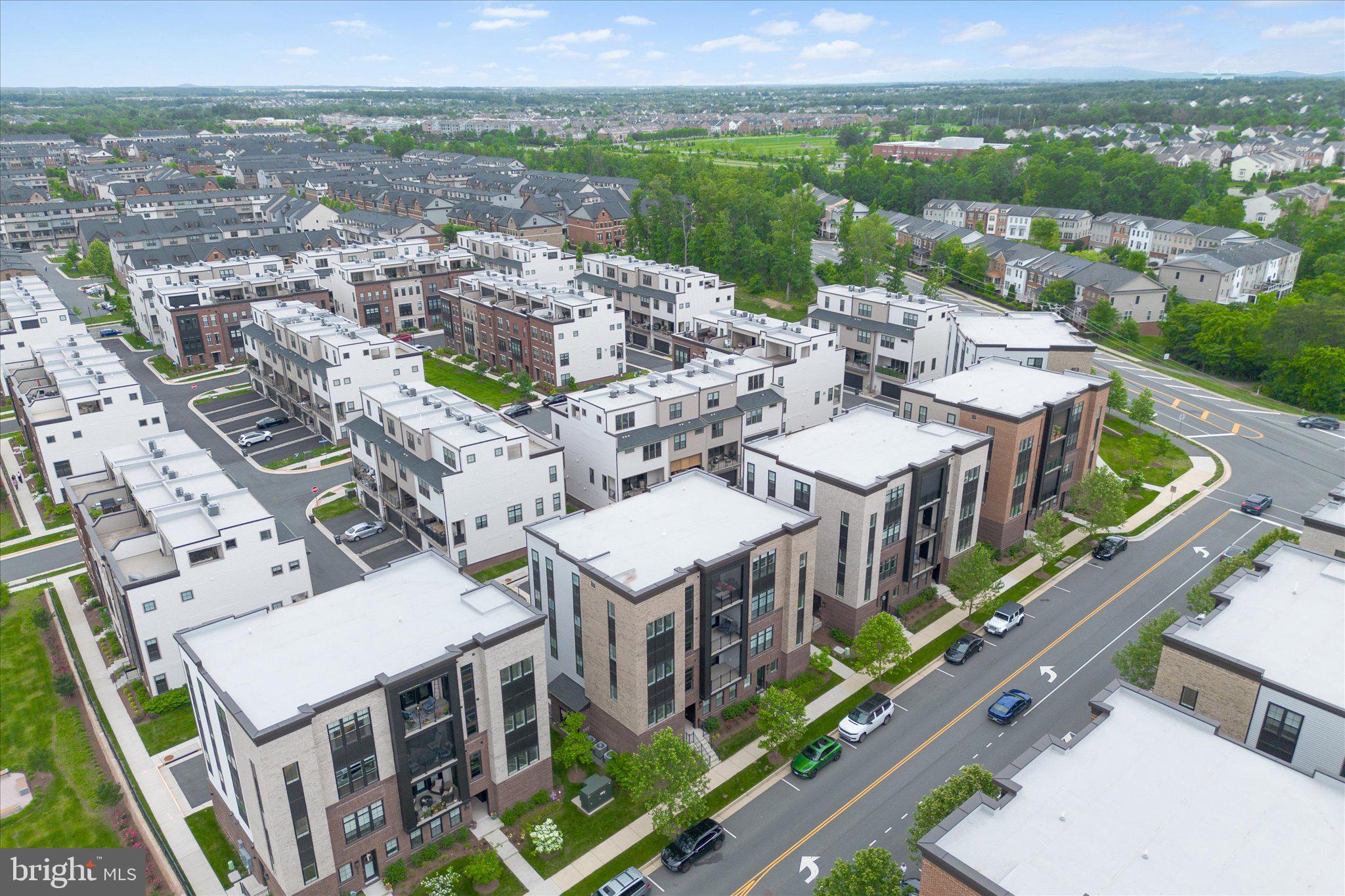 43443 Croson Ln #400