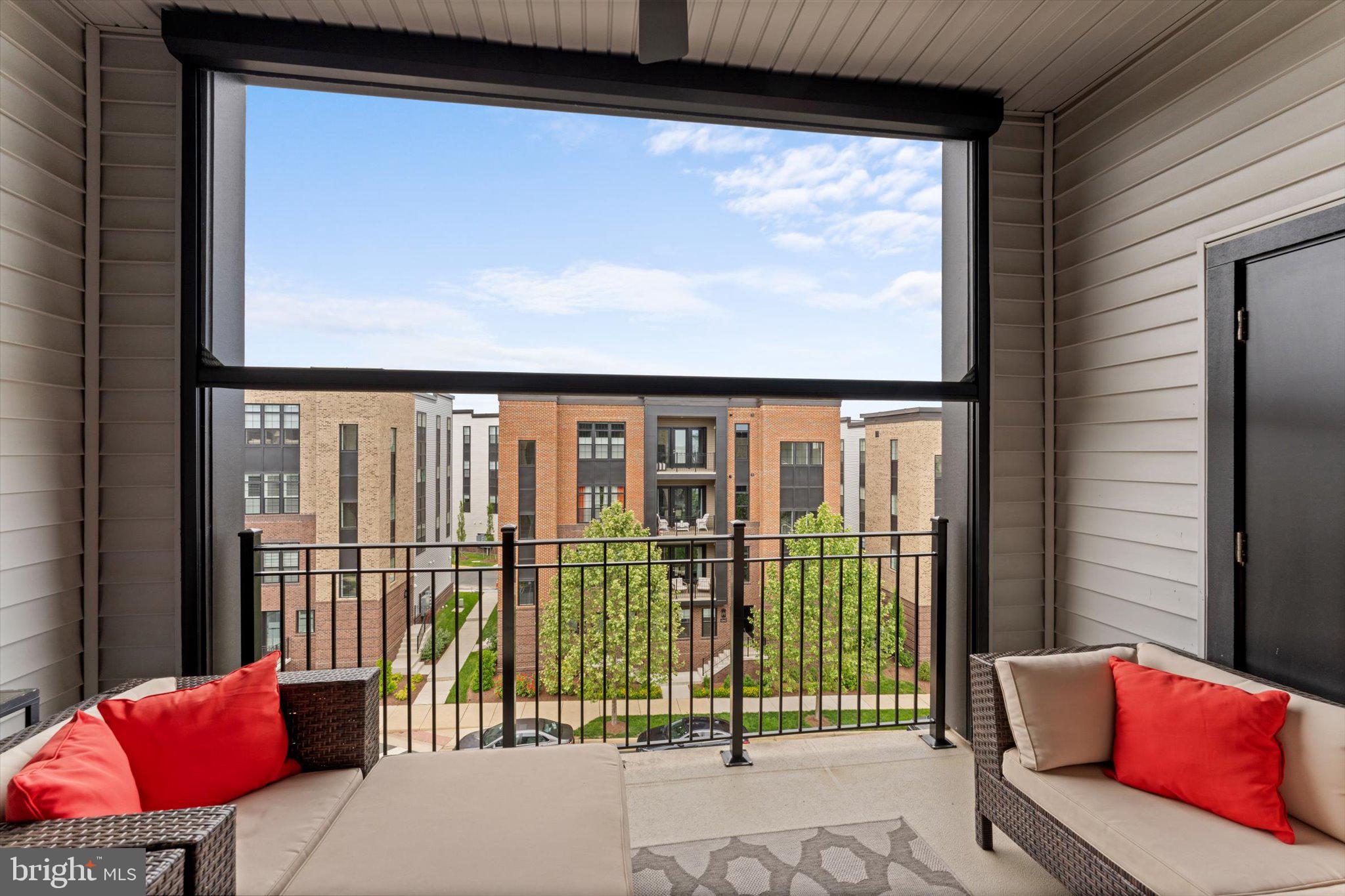 43443 Croson Ln #400