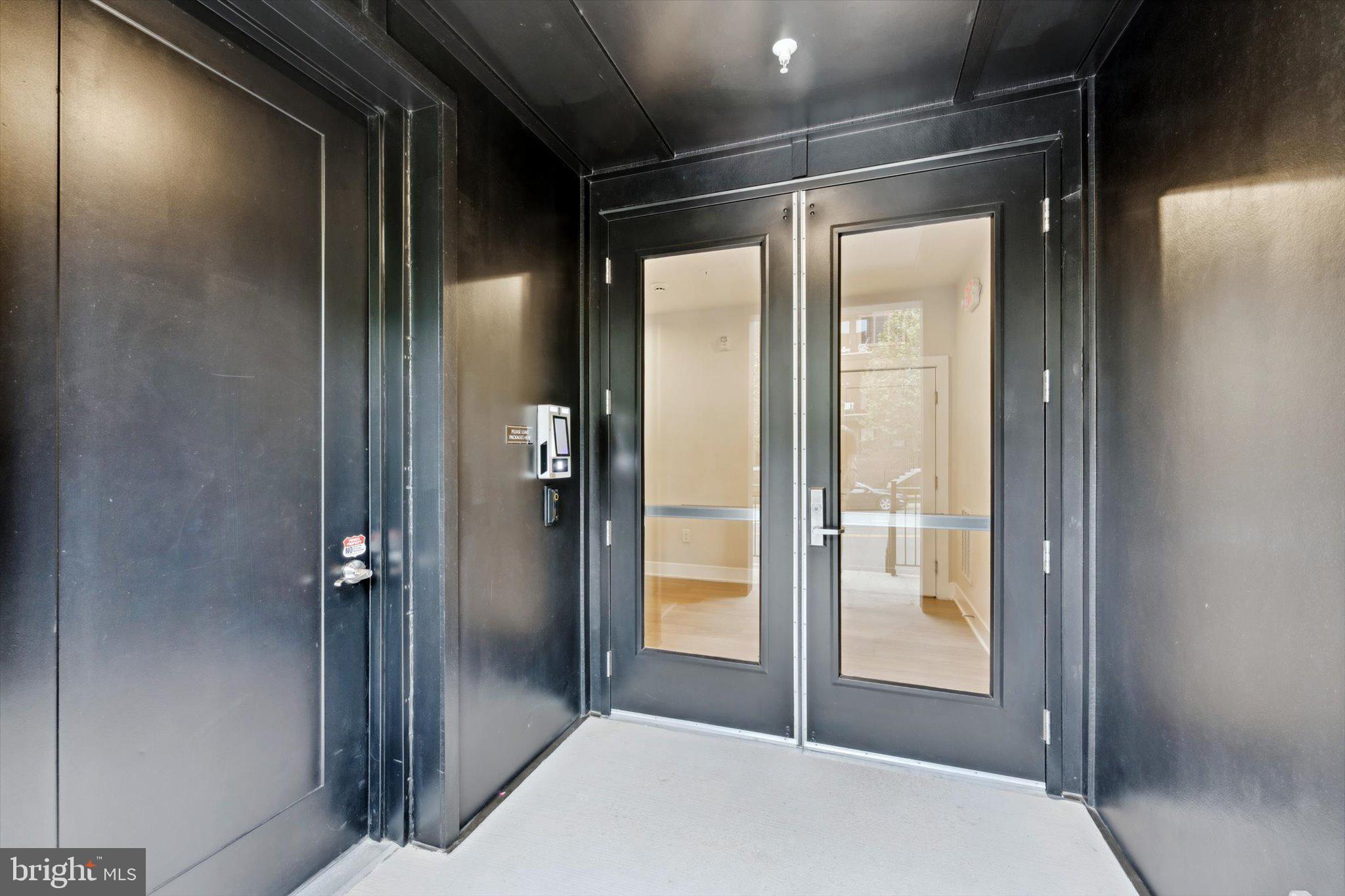 43443 Croson Ln #400