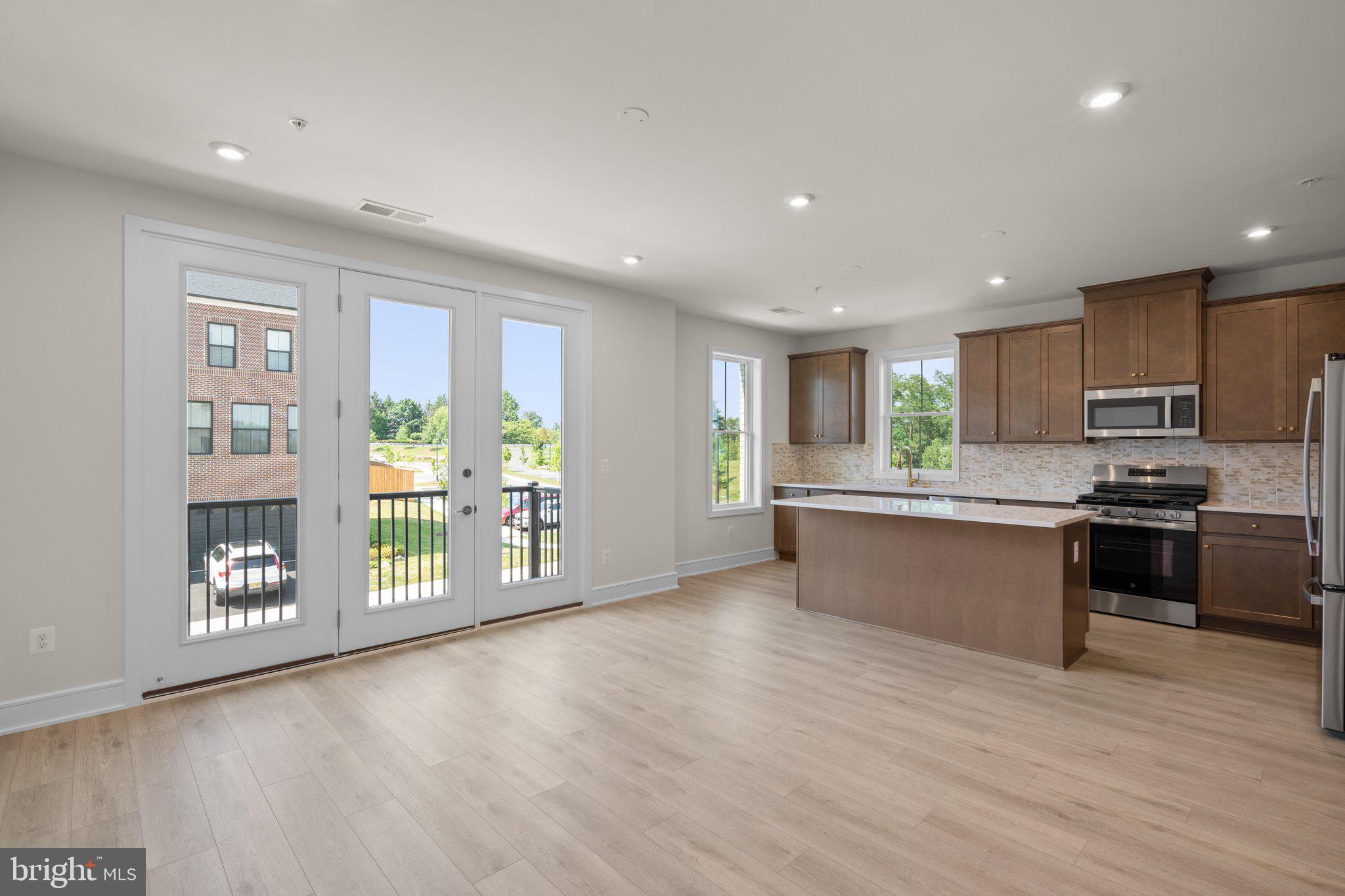 21742 Dollis Hill Ter