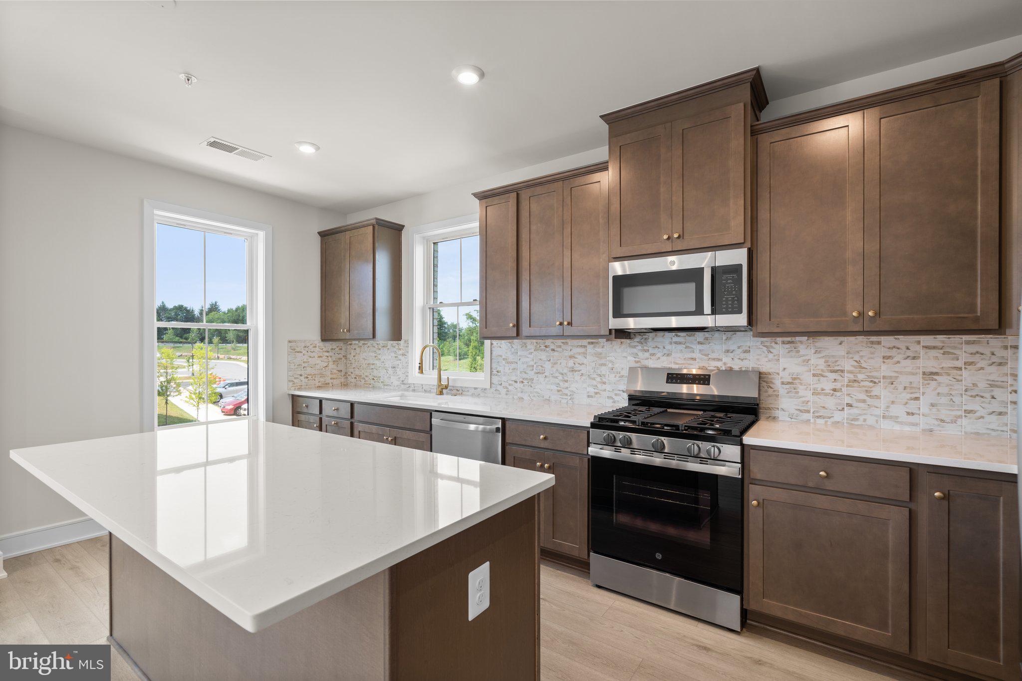 21742 Dollis Hill Ter