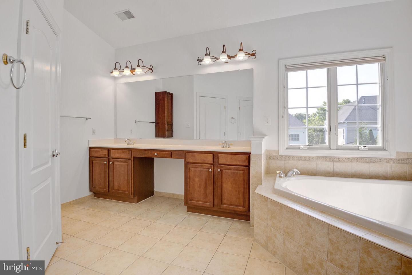 19397 Mill Dam Pl