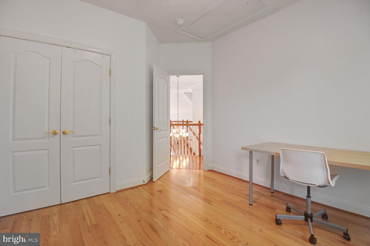 19397 Mill Dam Pl