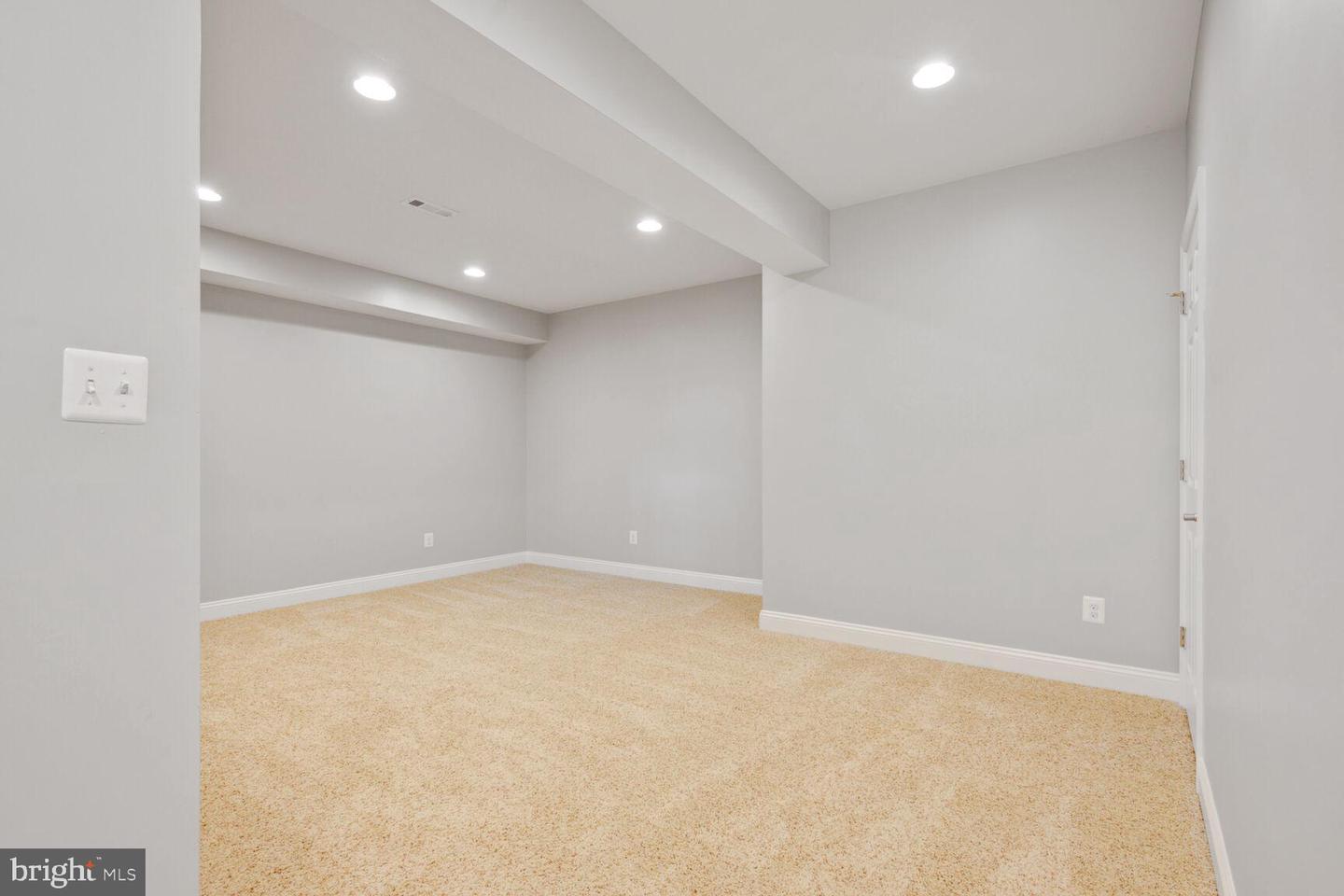 19397 Mill Dam Pl