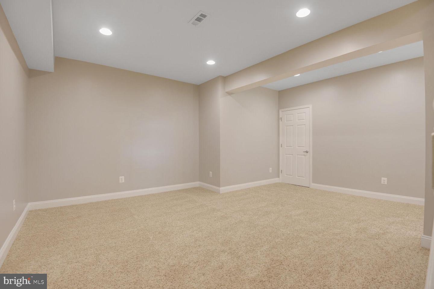 19397 Mill Dam Pl