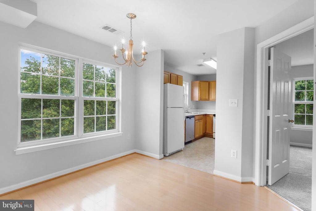 511 CONSTELLATION SQ SE #I