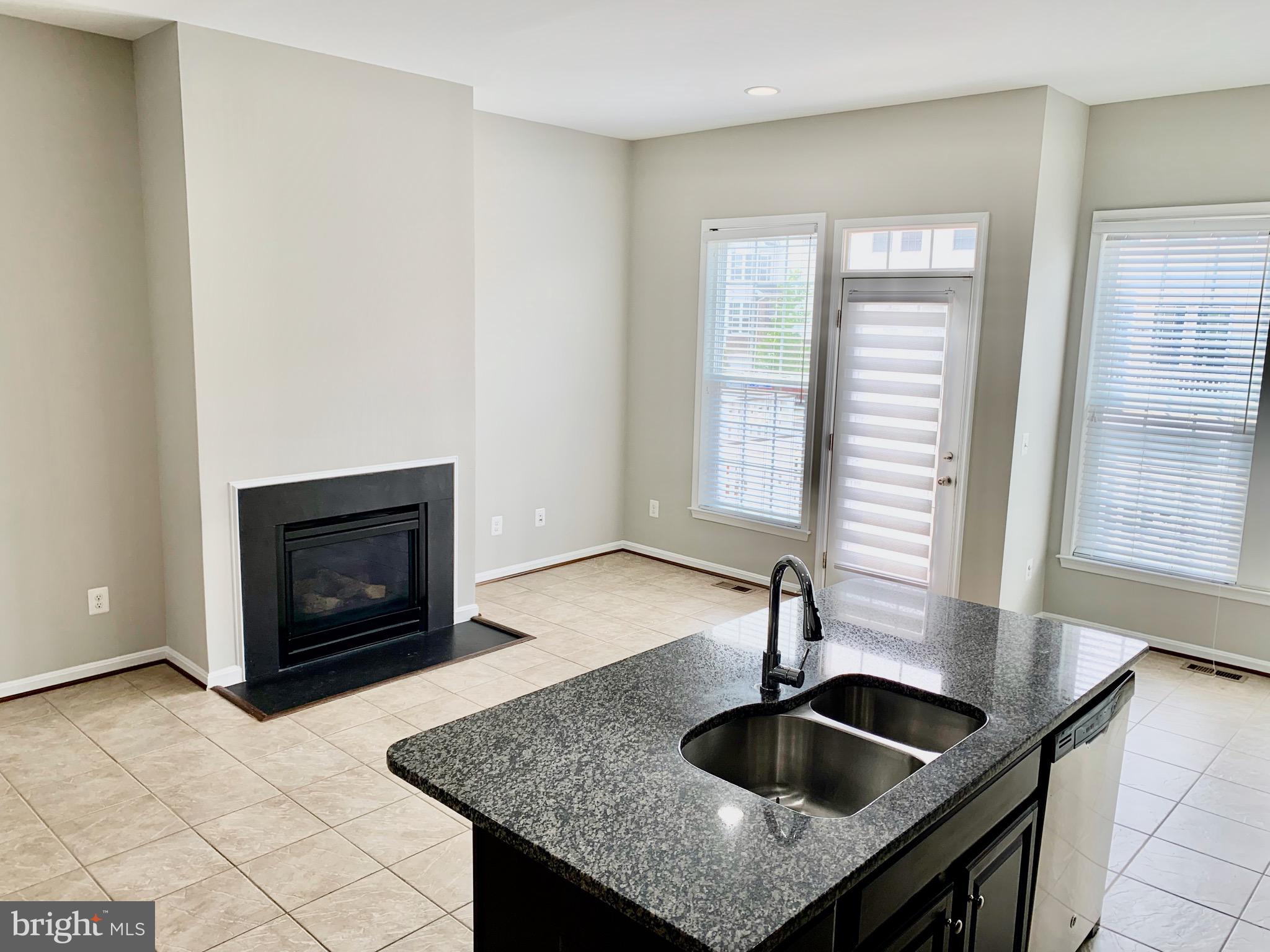 22646 WISPY GREEN TER