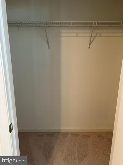 22806 BREEZY HOLLOW DR