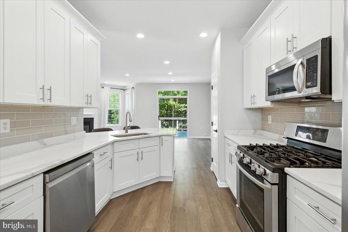 21499 SOUTHERN MAGNOLIA SQ