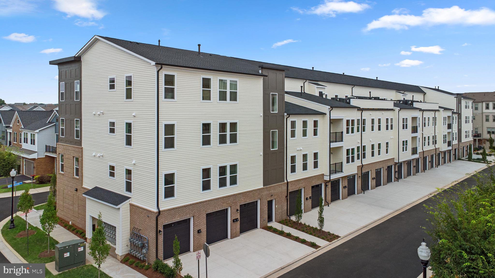 23640 Bolton Crescent Ter #13-305