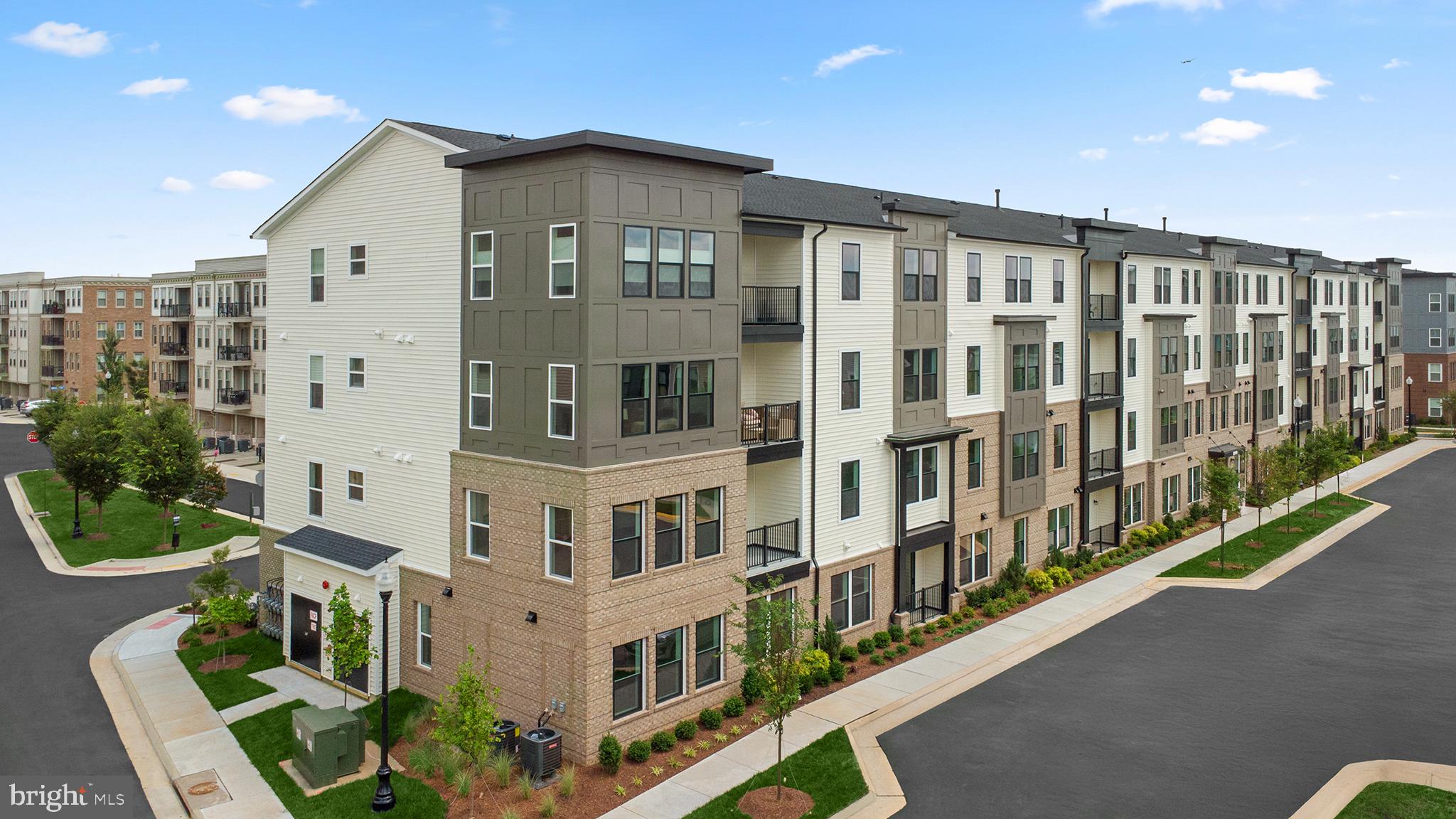 23640 Bolton Crescent Ter #13-305