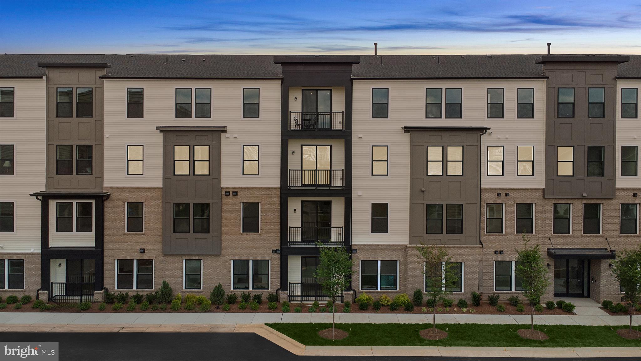 23640 Bolton Crescent Ter #13-305