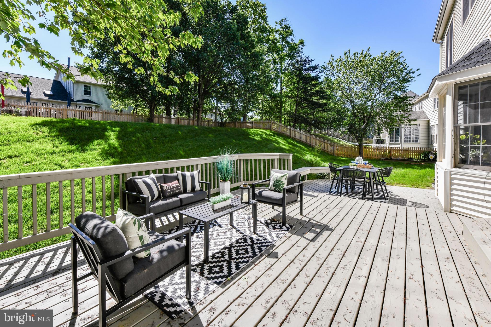 43533 GOLDEN MEADOW CIR