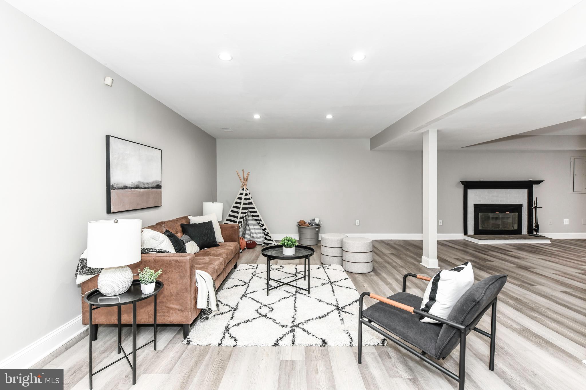 43533 GOLDEN MEADOW CIR