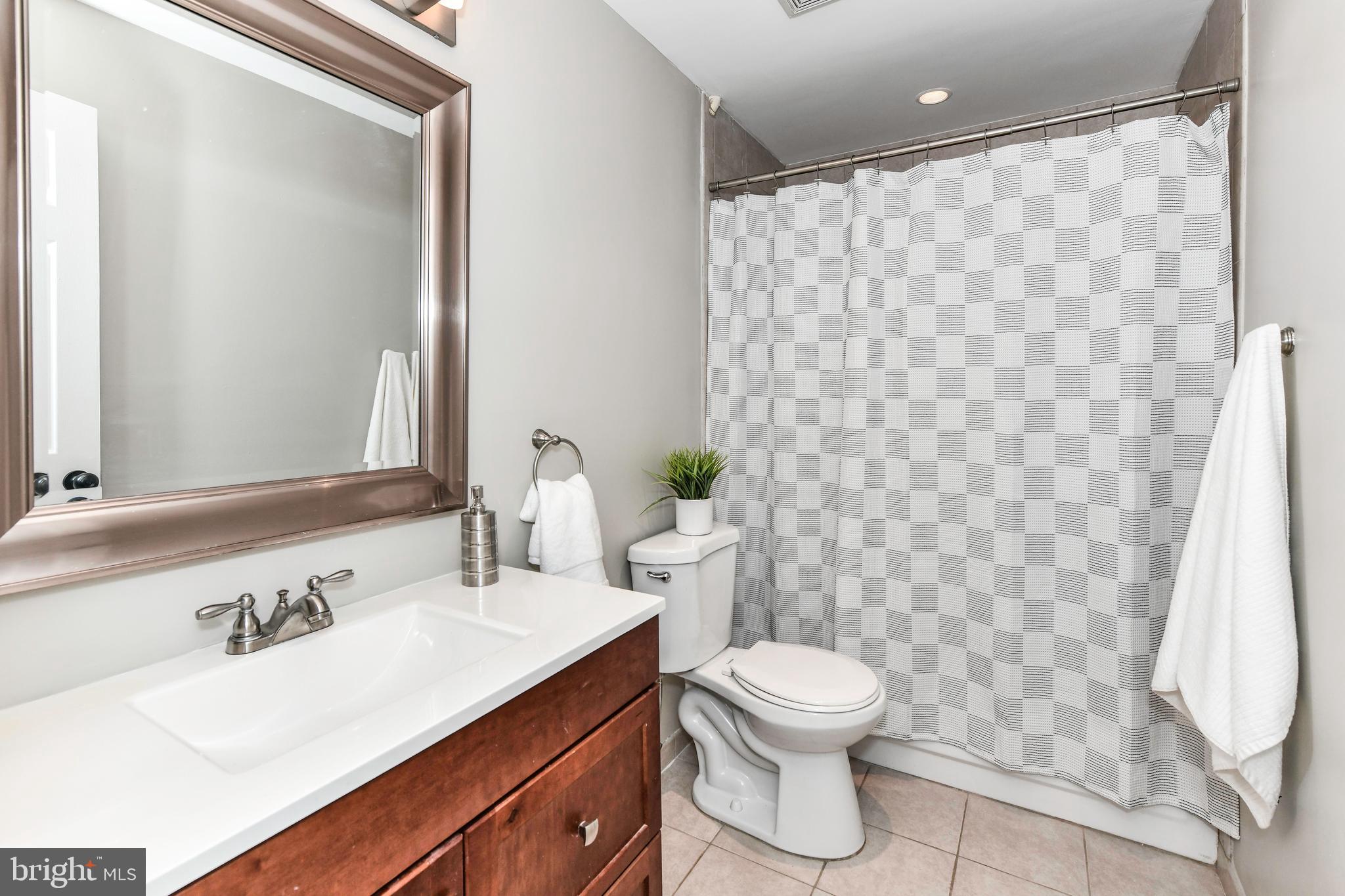 43533 GOLDEN MEADOW CIR