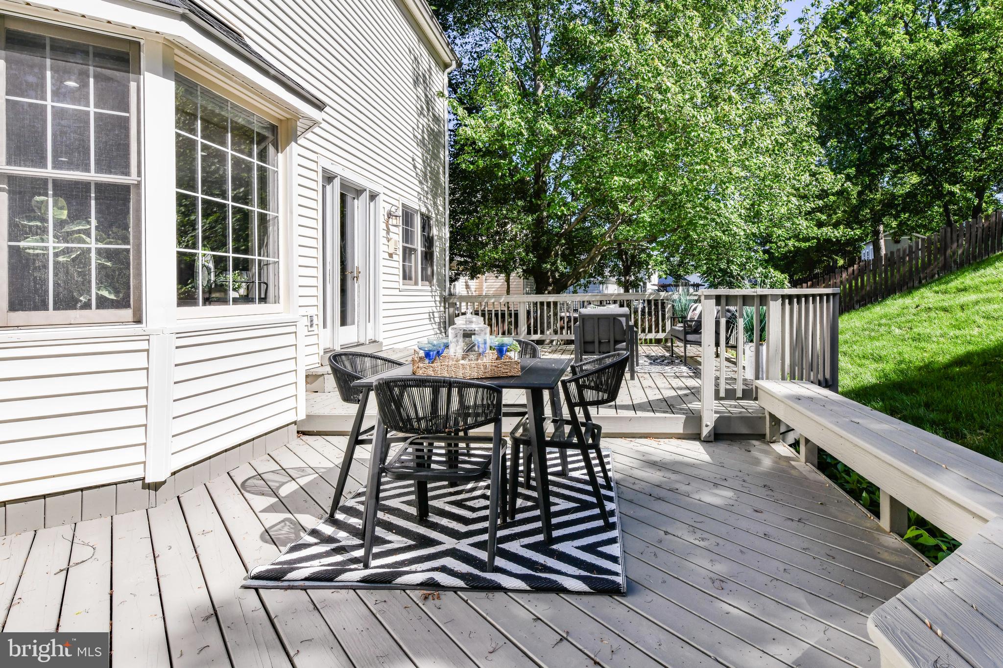 43533 GOLDEN MEADOW CIR