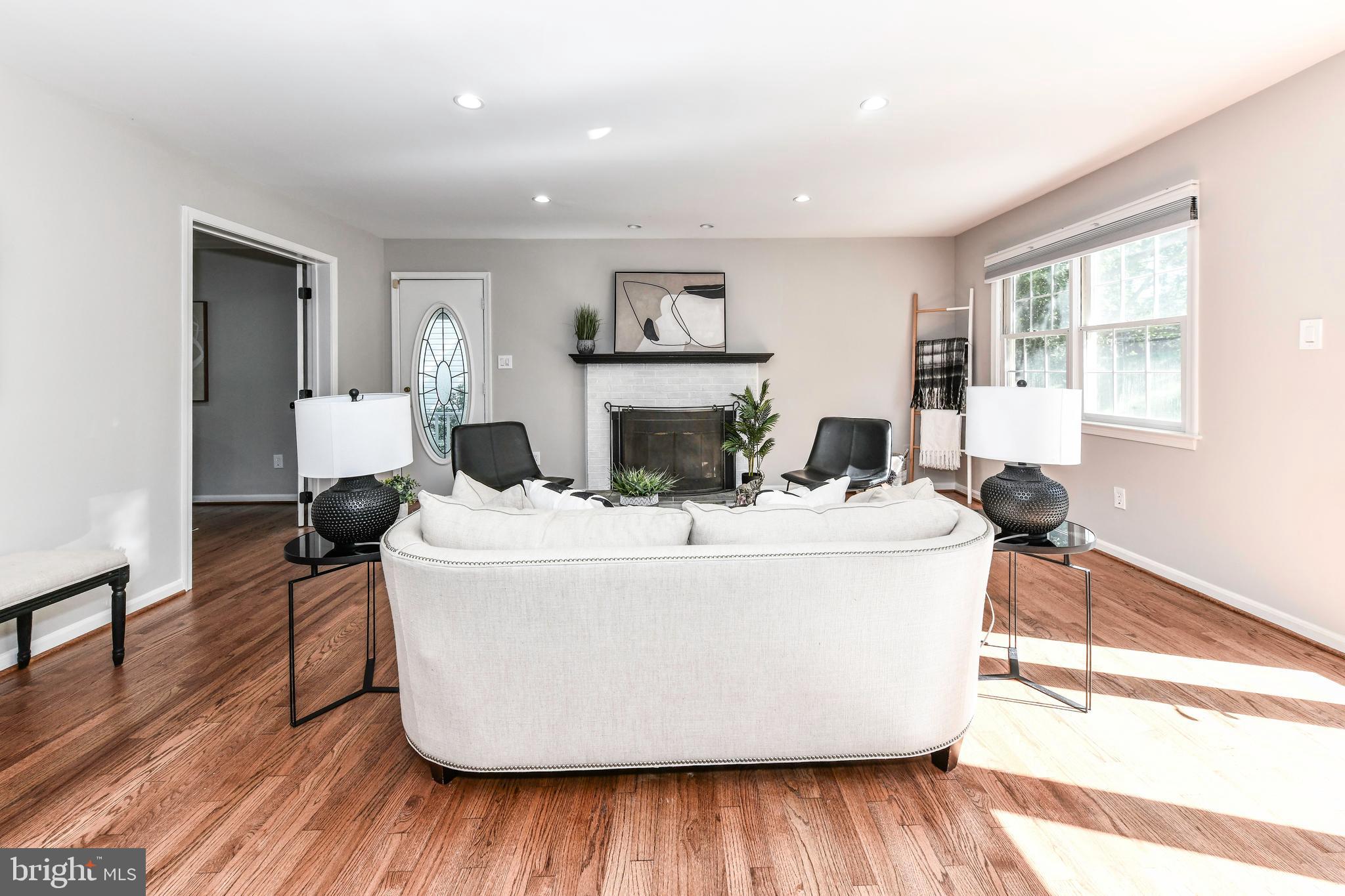 43533 GOLDEN MEADOW CIR