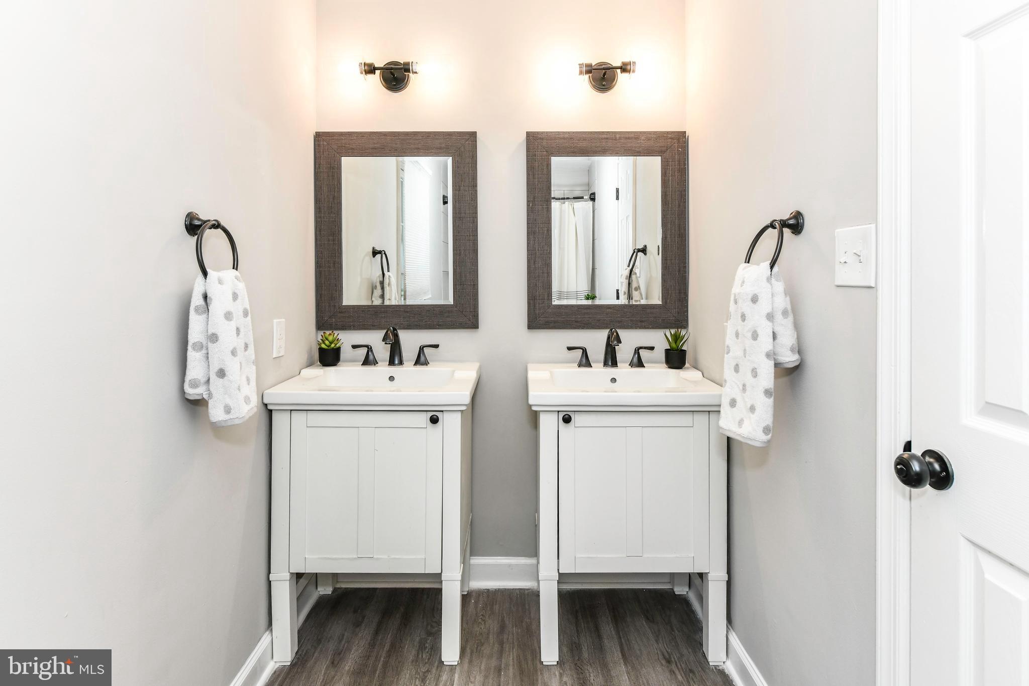 43533 GOLDEN MEADOW CIR