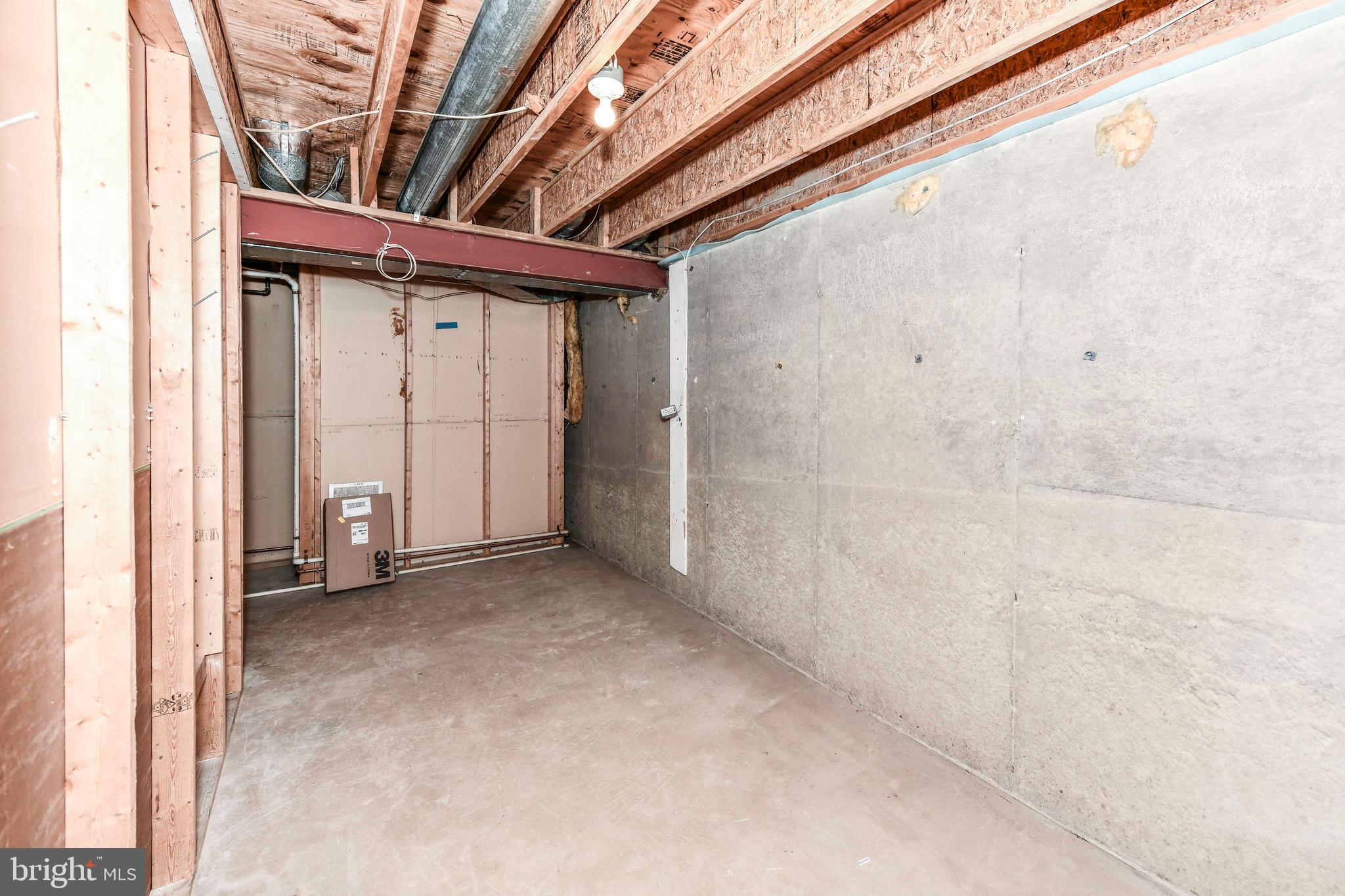 43533 GOLDEN MEADOW CIR