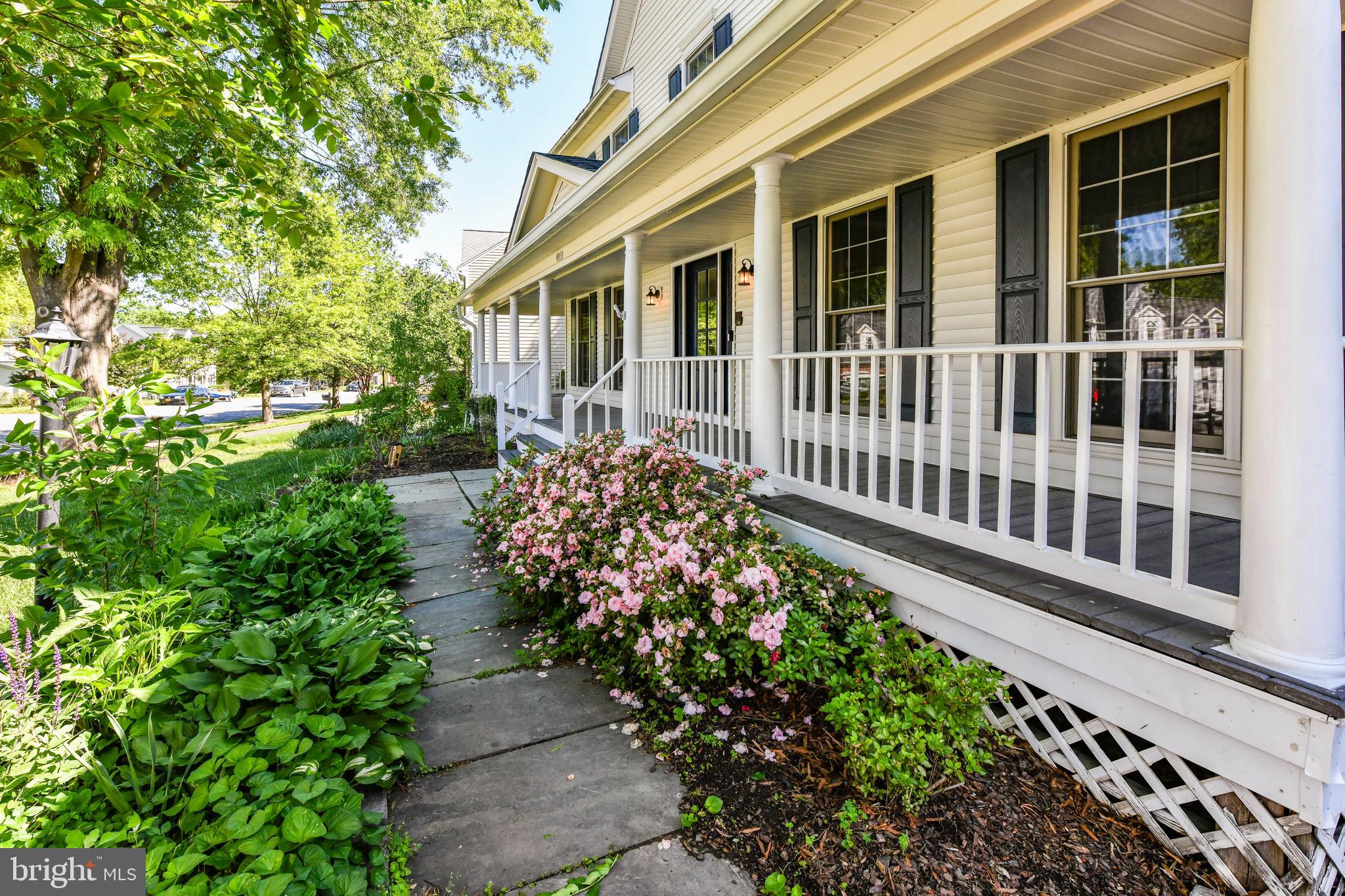 43533 GOLDEN MEADOW CIR