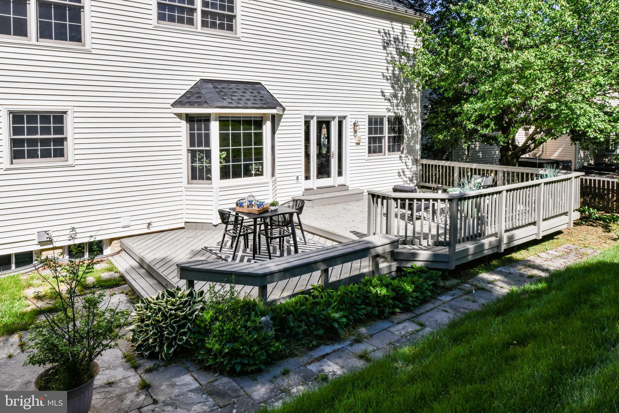 43533 GOLDEN MEADOW CIR