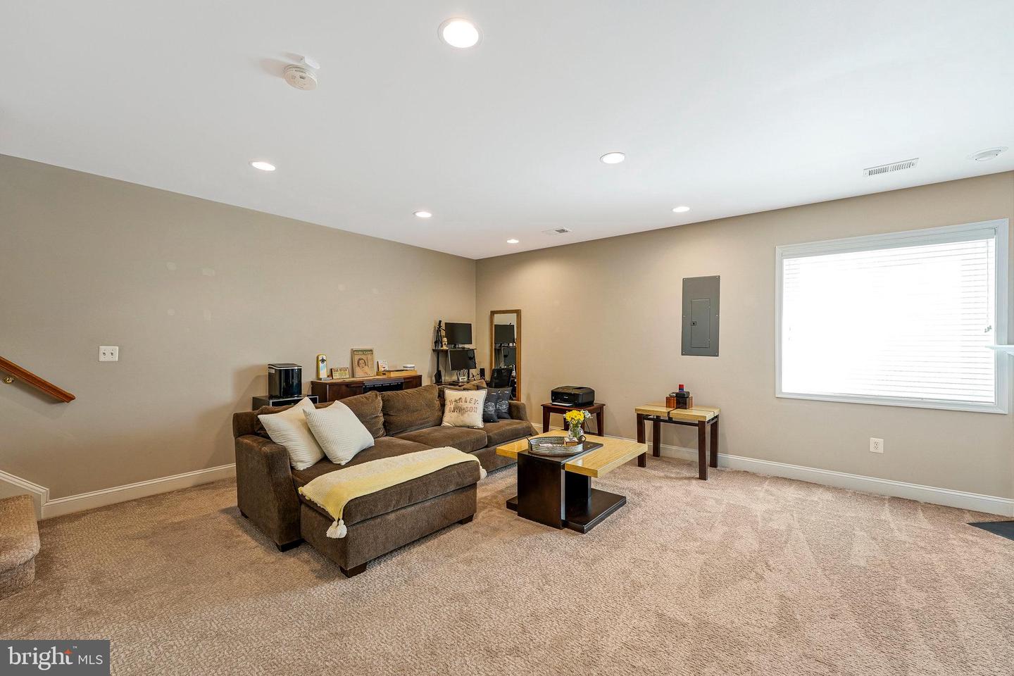 42076 Byrnes View Ter